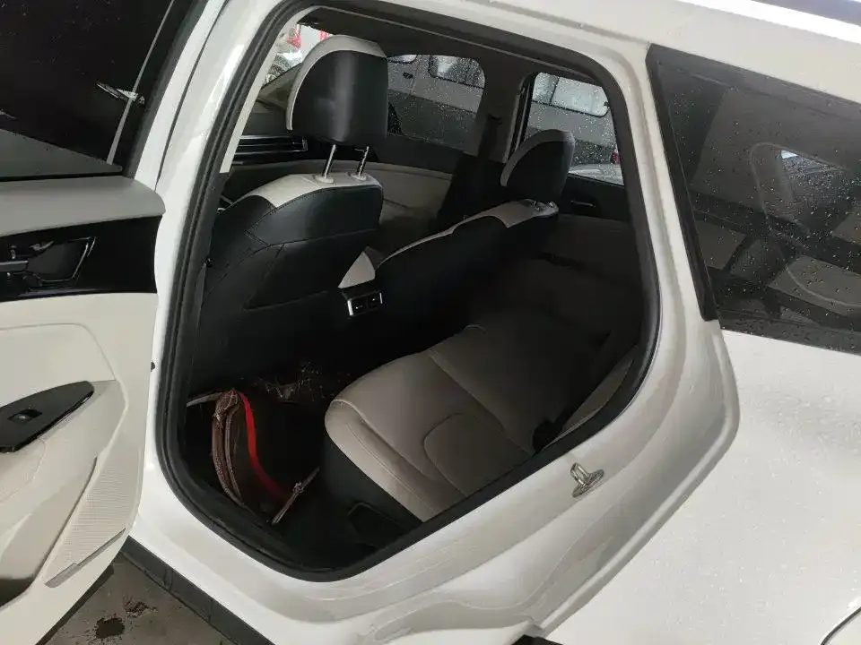 Kia Sportage — фото 5