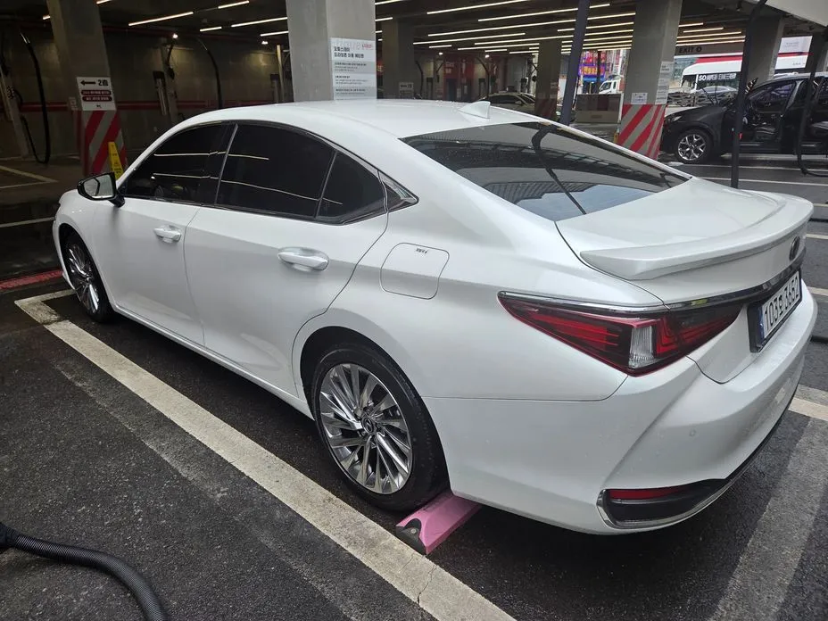Lexus ES 2023 из KR, фото 4