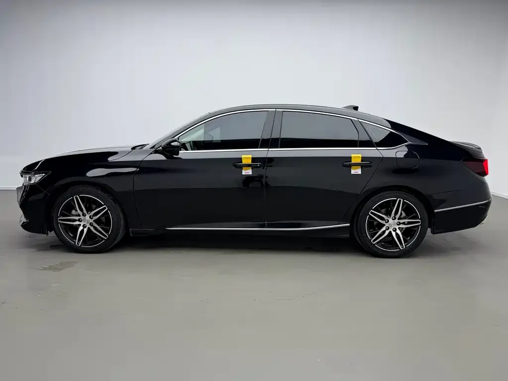 Honda Accord — фото 6