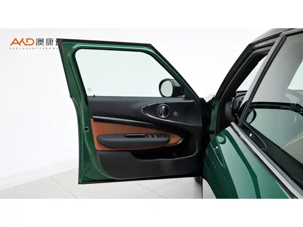 MINI Clubman — фото 5