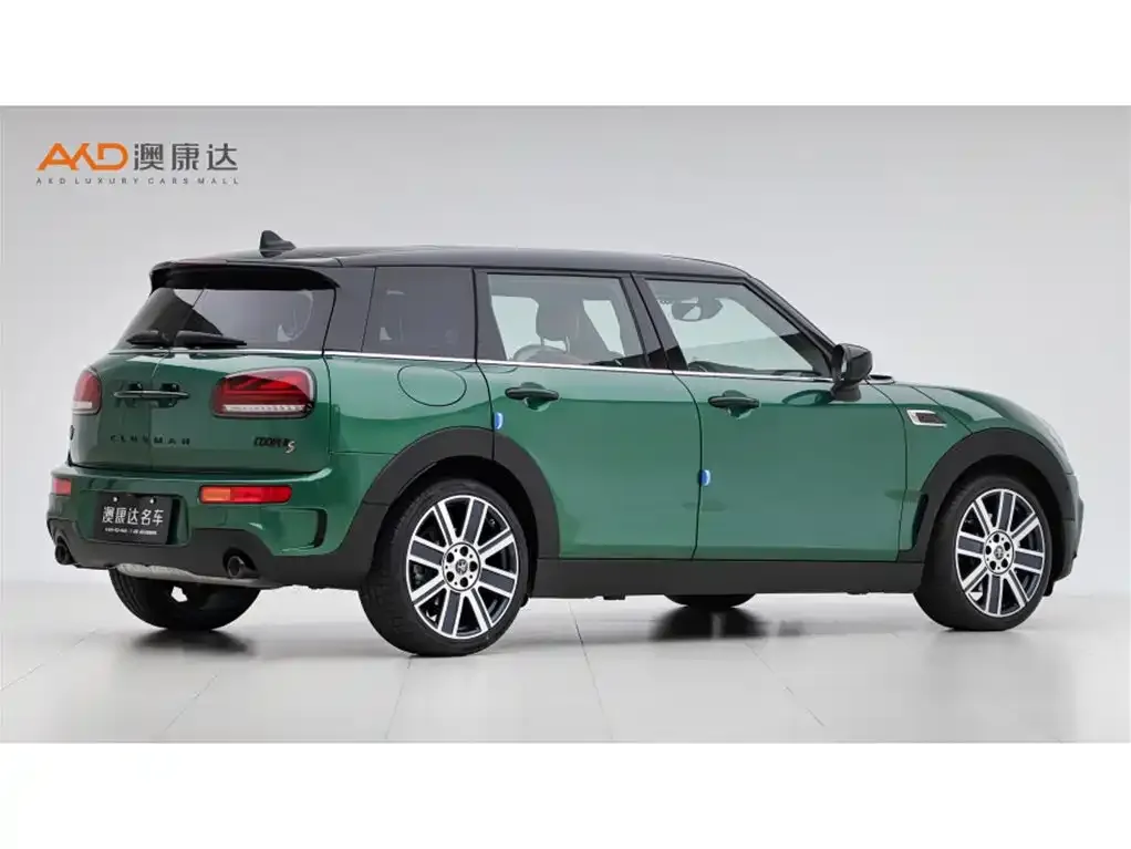 MINI Clubman — фото 3