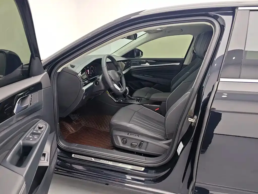 Volkswagen Passat — фото 10