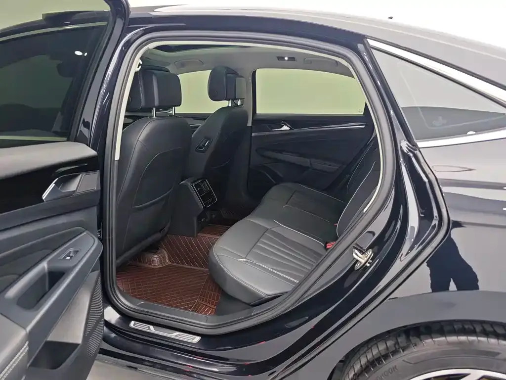 Volkswagen Passat — фото 9