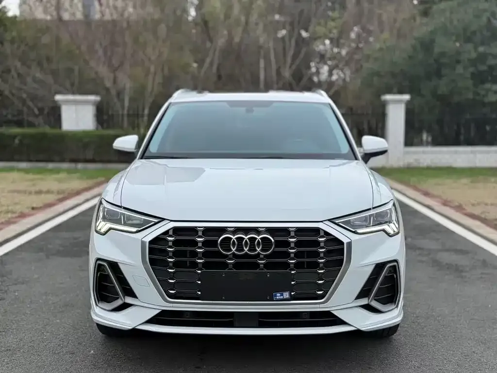 Audi Q3 — фото 3