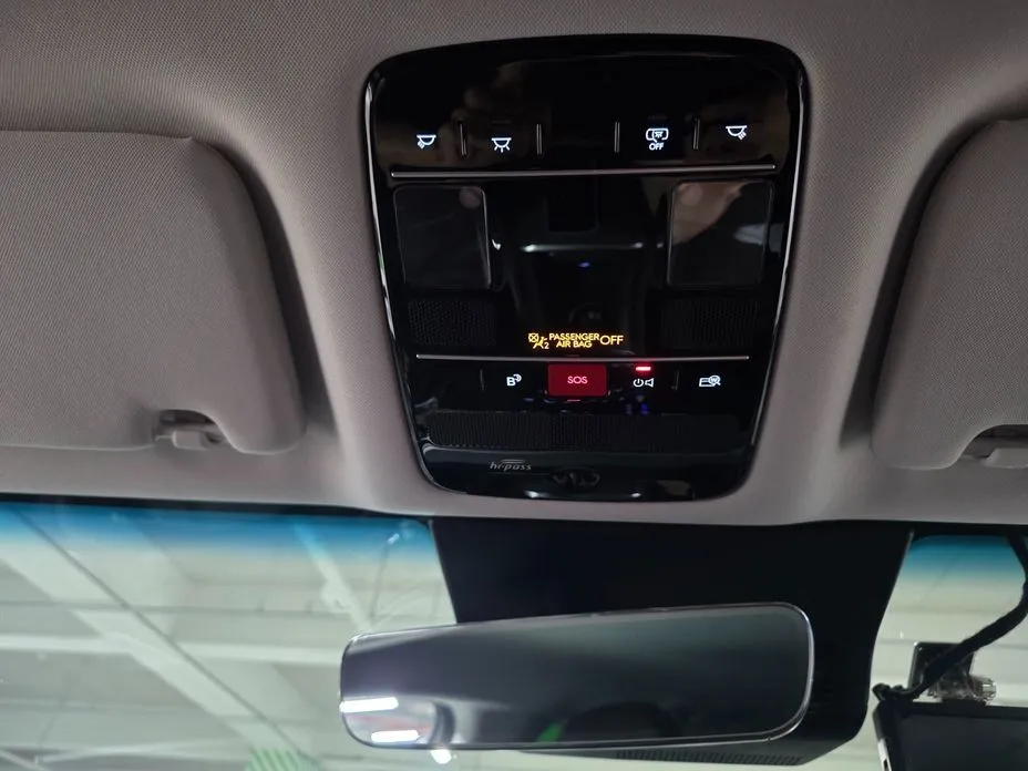 Hyundai Grandeur 2023 из KR, фото 2