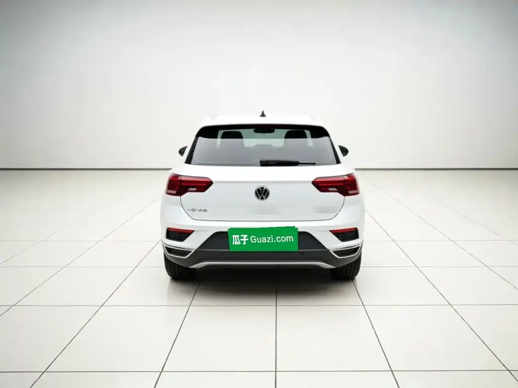Volkswagen T-Roc — фото 4