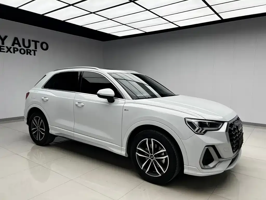 Audi Q3 — фото 3