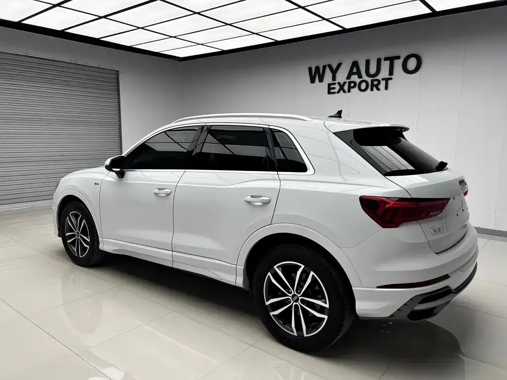 Audi Q3 — фото 6