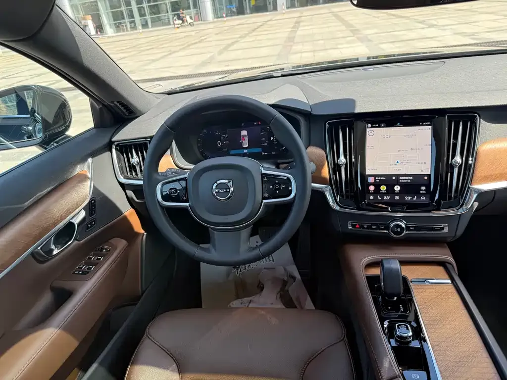 Volvo S90 — фото 6