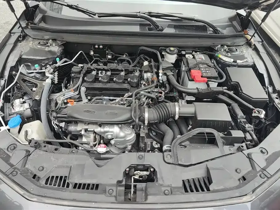 Honda Accord — фото 10