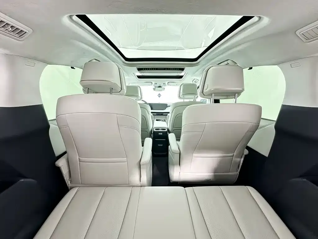 Buick GL8 Hybrid — фото 4