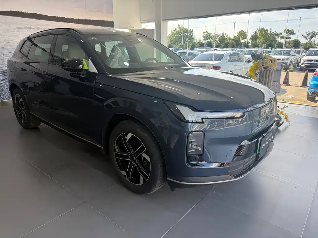Volvo XC70 Plug-in Hybrid 2026 из CN, фото 7