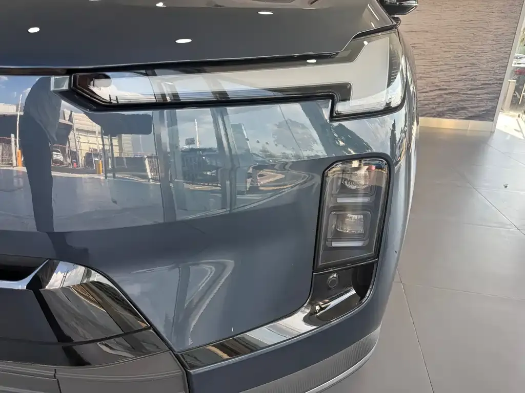 Volvo XC70 Plug-in Hybrid 2026 из CN, фото 9