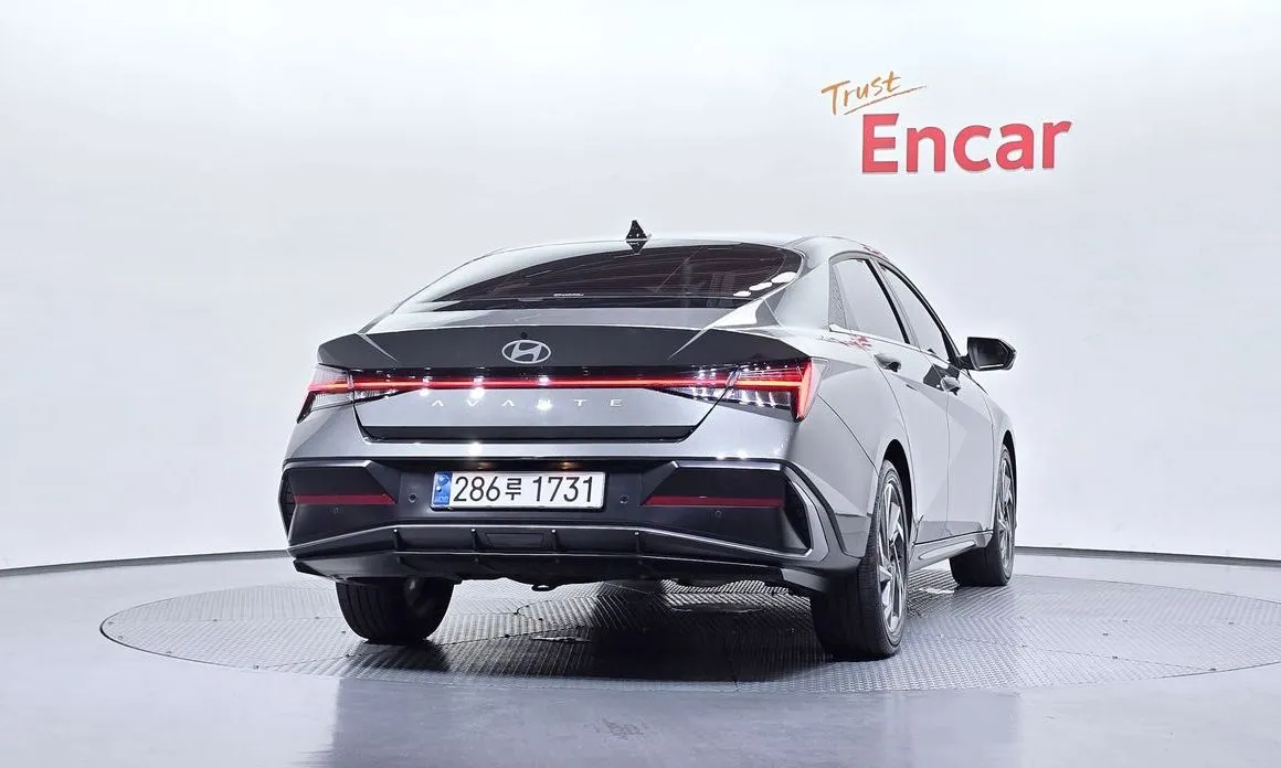 Hyundai AVANTE — фото 3