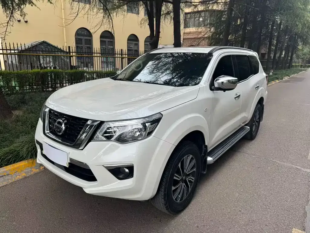 Nissan Terra