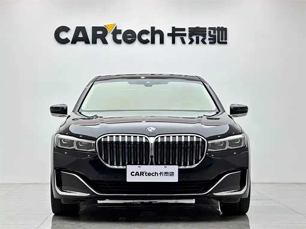BMW 7 Series — фото 2