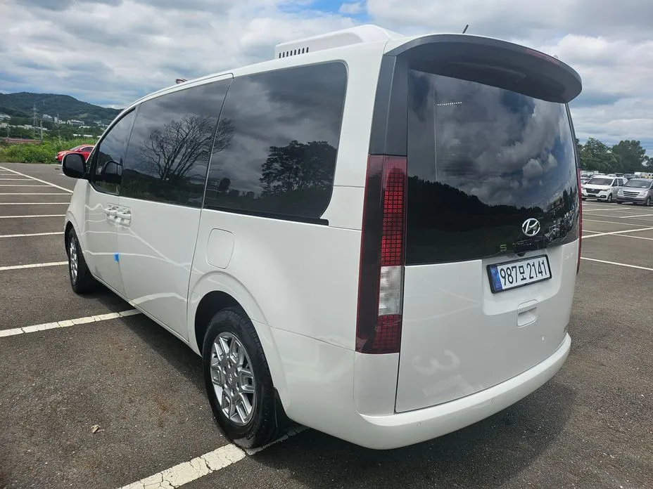 Hyundai Staria 2022 из KR, фото 10
