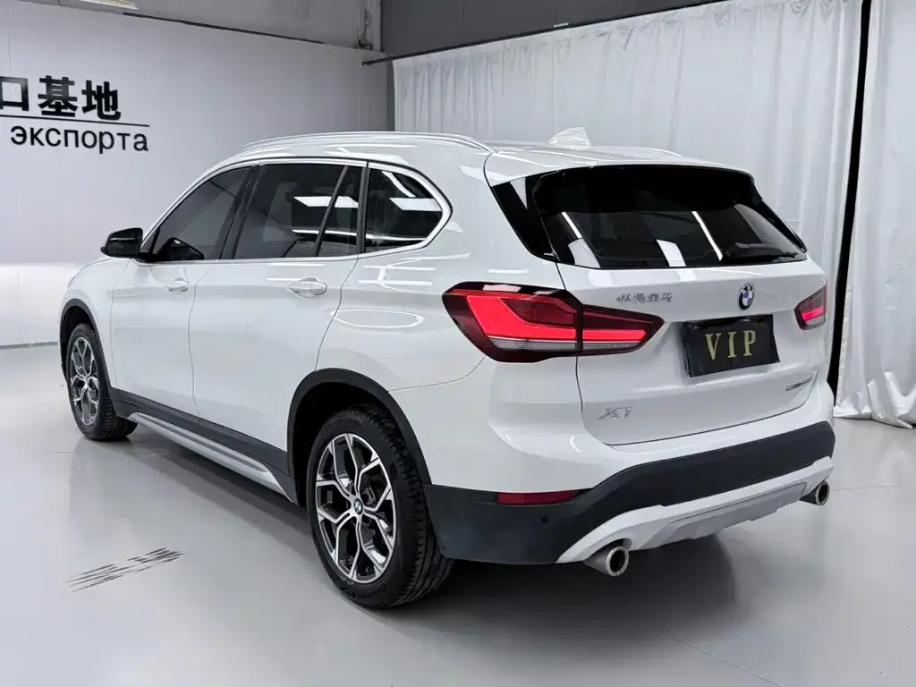 BMW X1 — фото 6