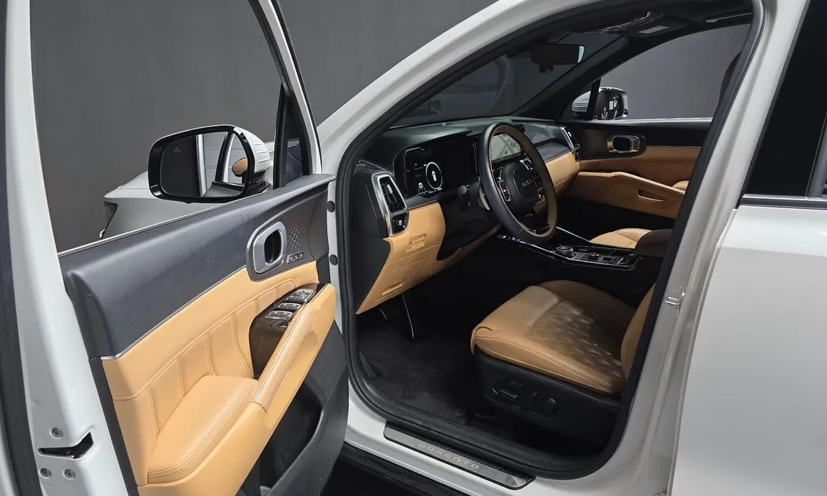 Kia Sorento — фото 7