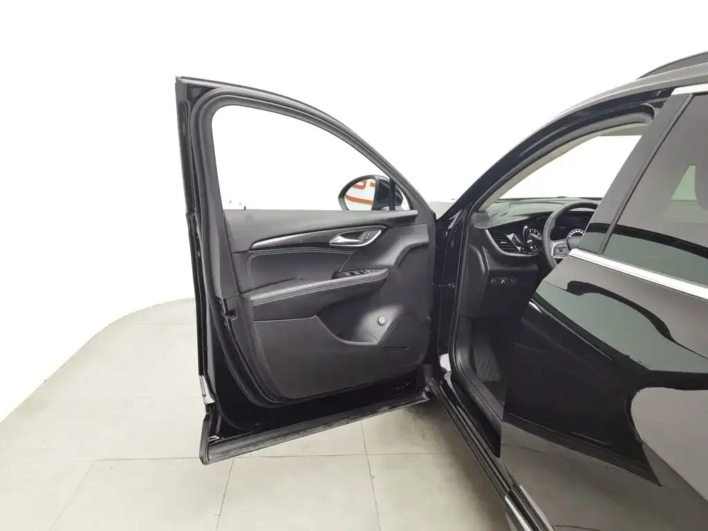 Buick Envision Plus — фото 6