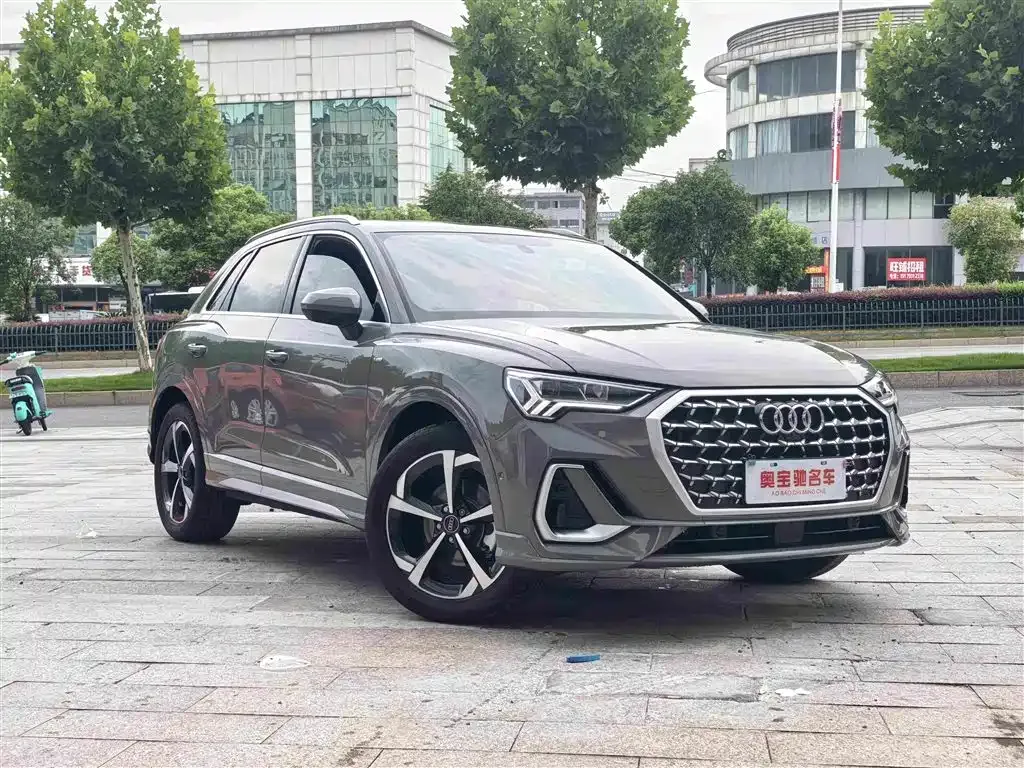 Audi Q3 — фото 9