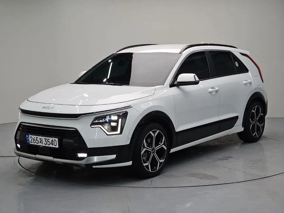 Kia Niro — фото 1