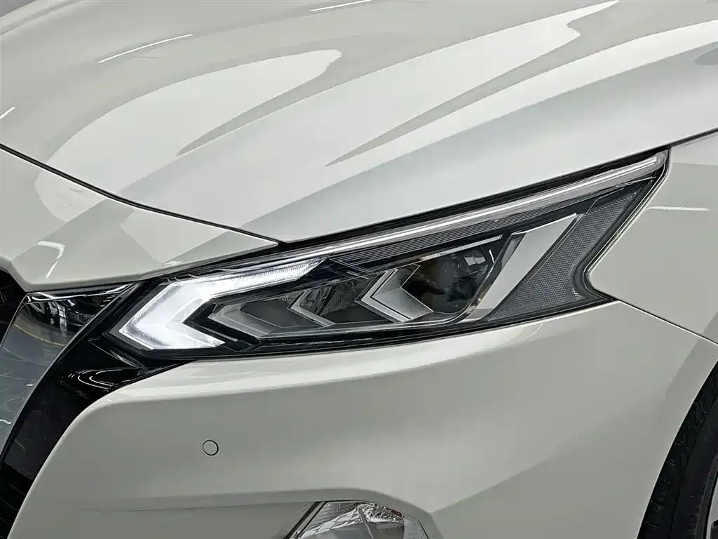 Nissan Teana — фото 5