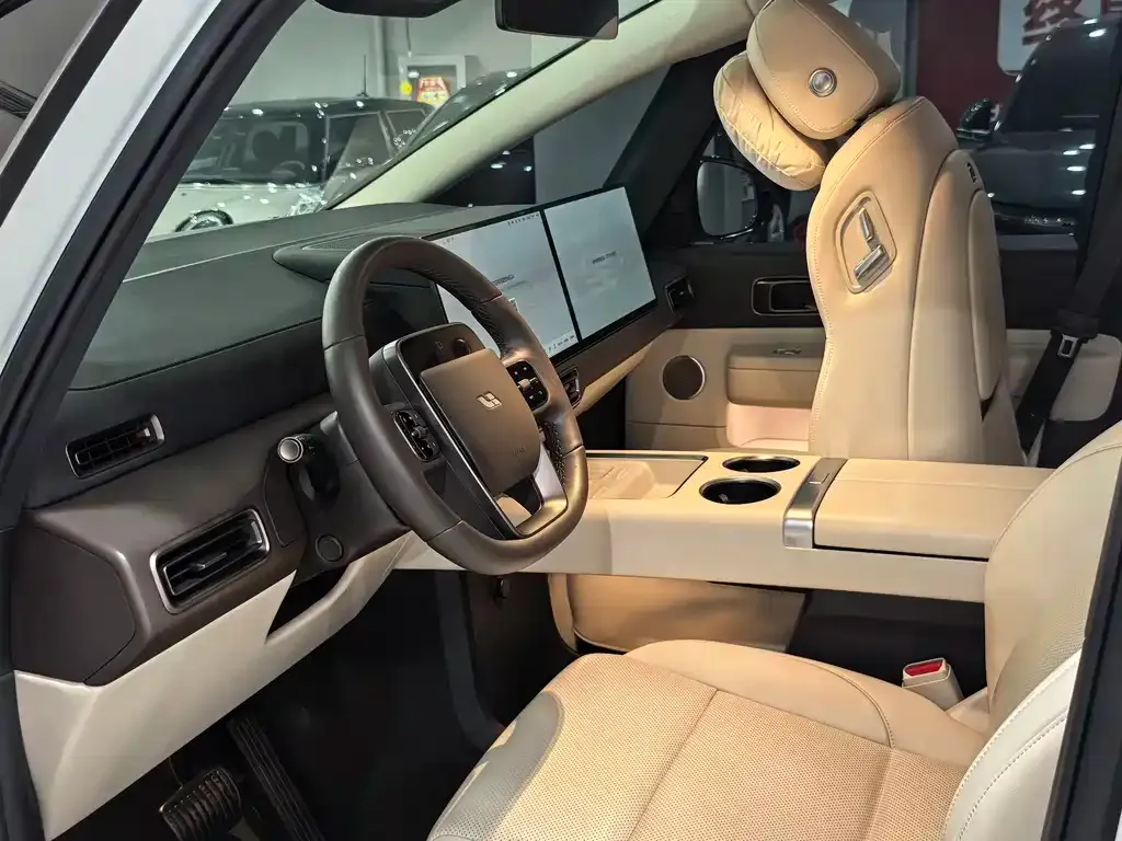 Li Auto MEGA — фото 2