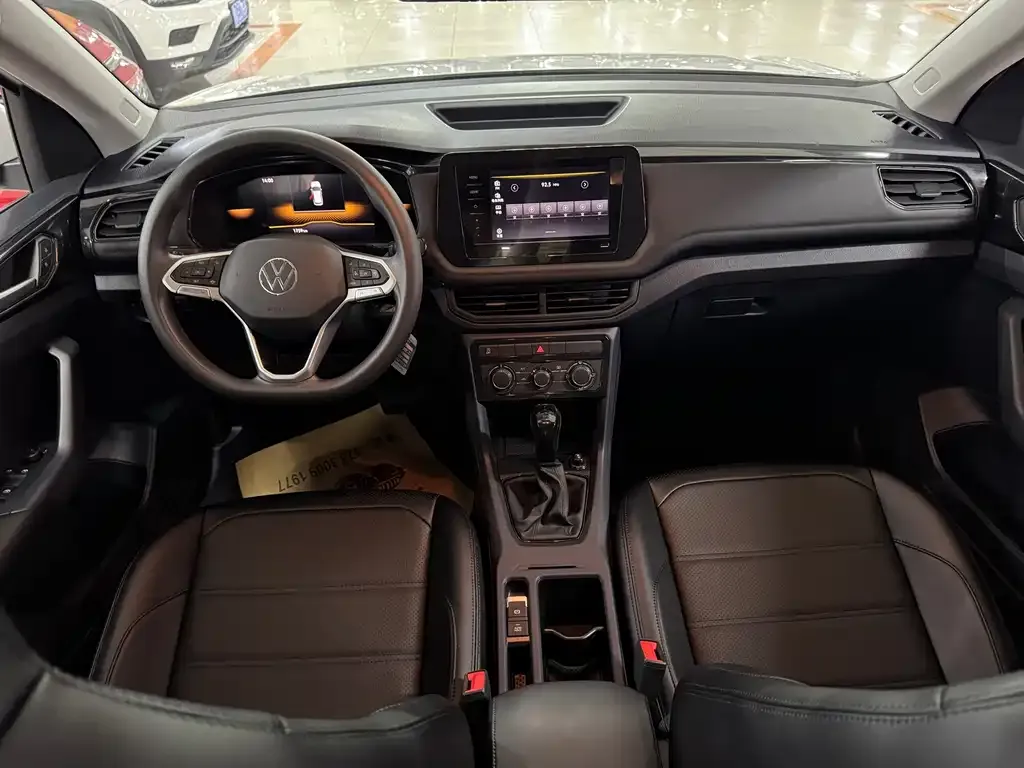Volkswagen Tharu — фото 7