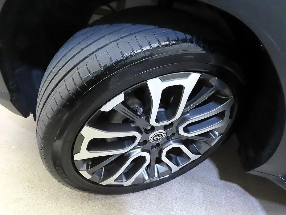 KG Mobility (Ssangyong) Torres — фото 3