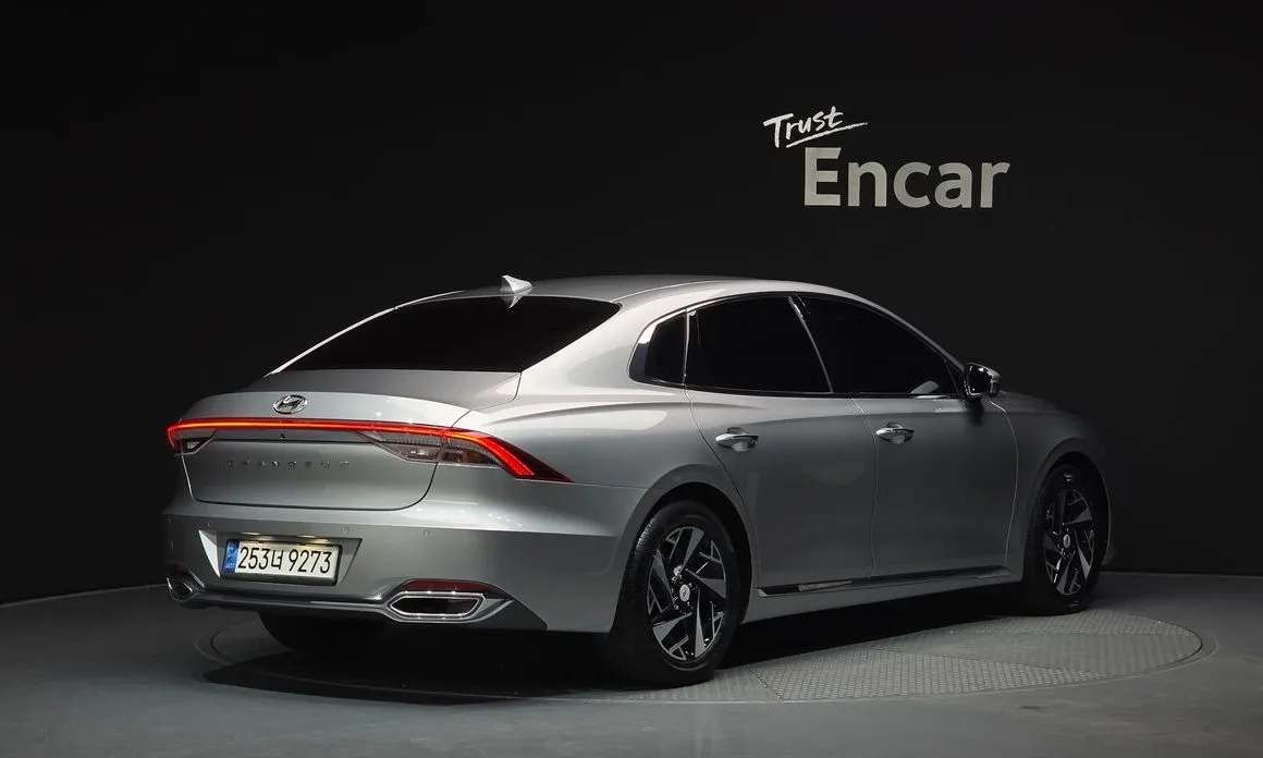 Hyundai Grandeur 2021 из KR, фото 3