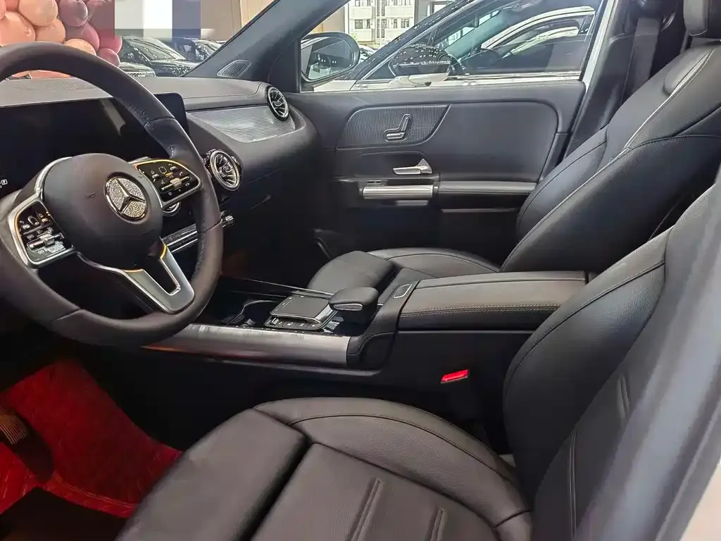 Mercedes-Benz GLA — фото 6