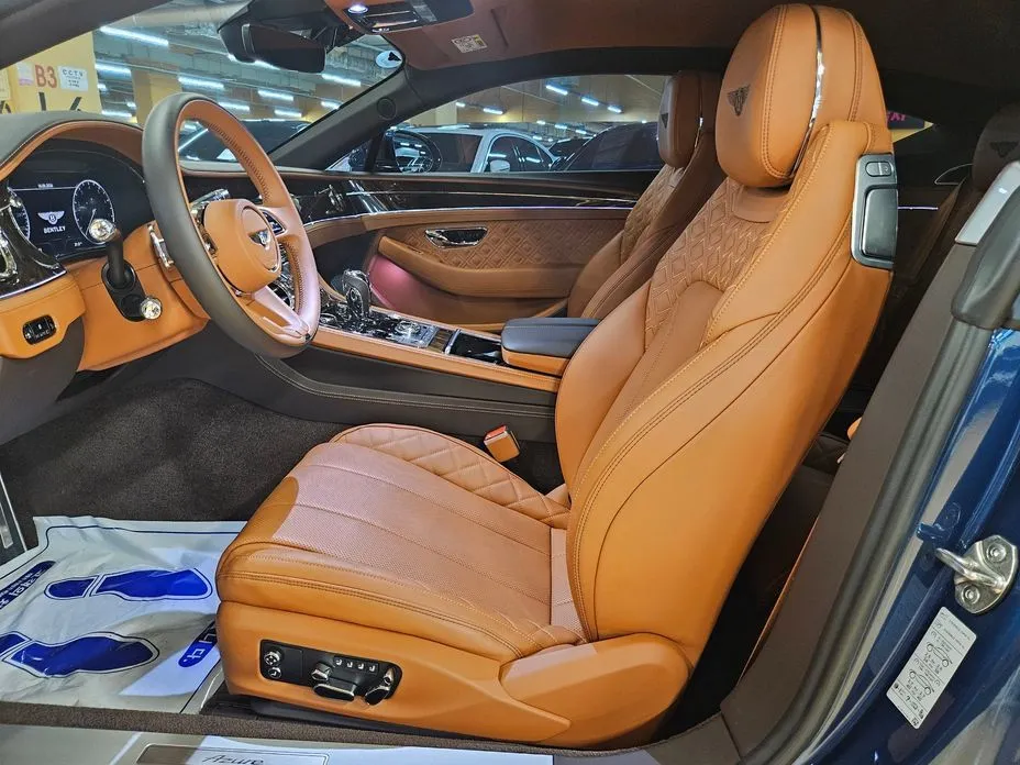 Bentley Continental — фото 9
