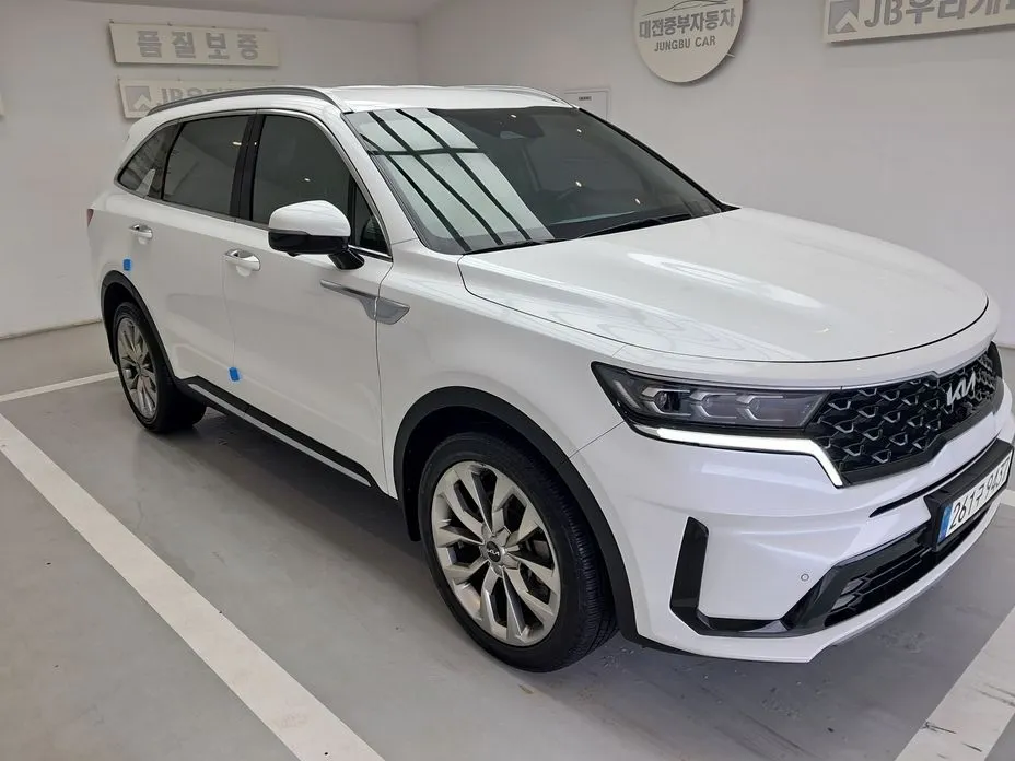 Kia Sorento — фото 1