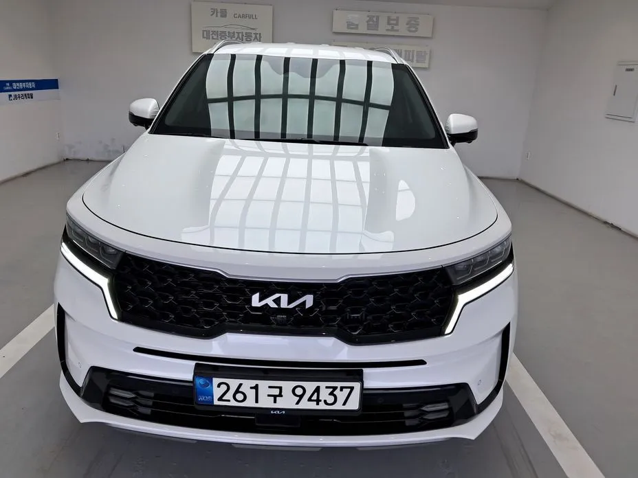 Kia Sorento — фото 8