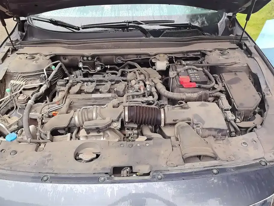 Honda Accord — фото 5