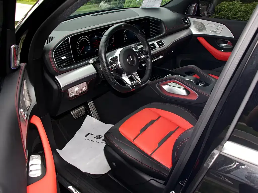 Mercedes-Benz GLE AMG — фото 9