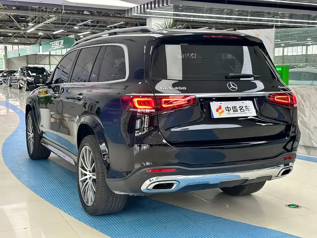 Mercedes-Benz GLS — фото 9