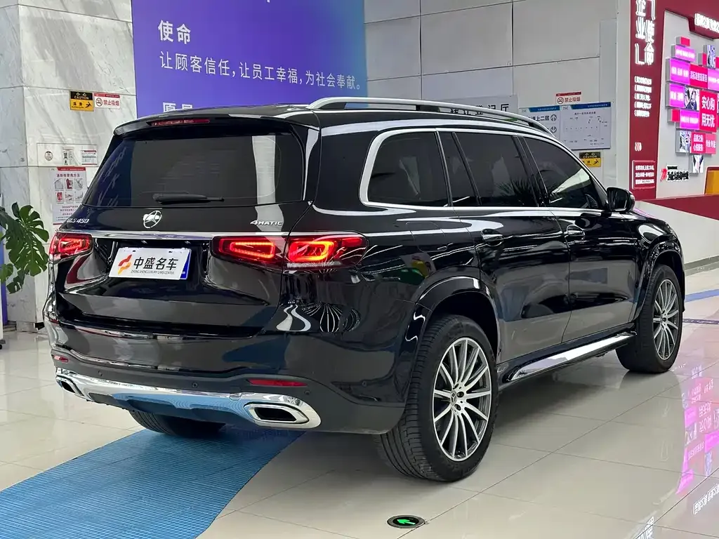 Mercedes-Benz GLS — фото 2