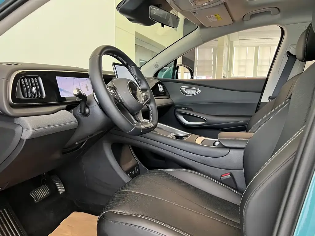 BYD Hiace 05 EV — фото 10