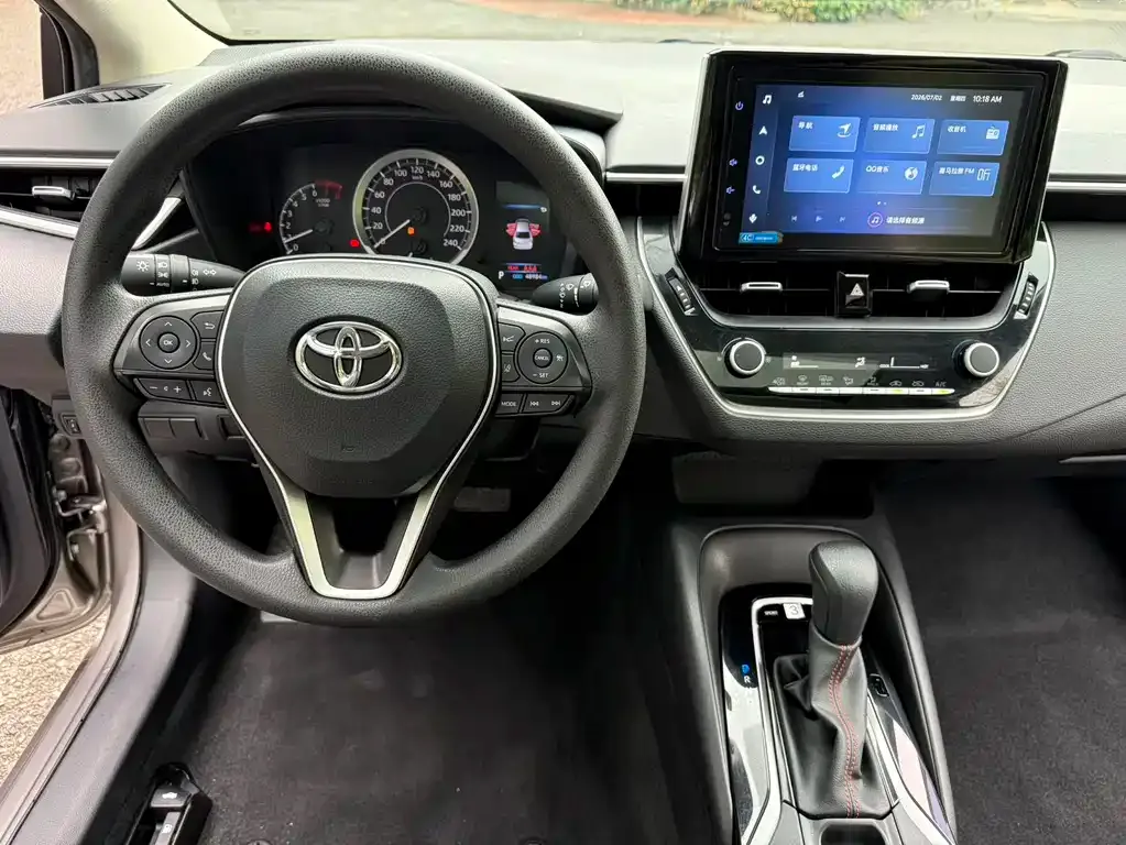 Toyota Corolla — фото 10