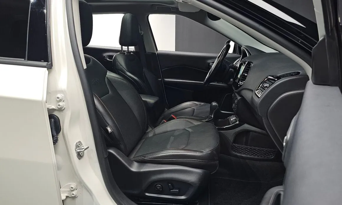 Jeep Compass 2021 из KR, фото 5