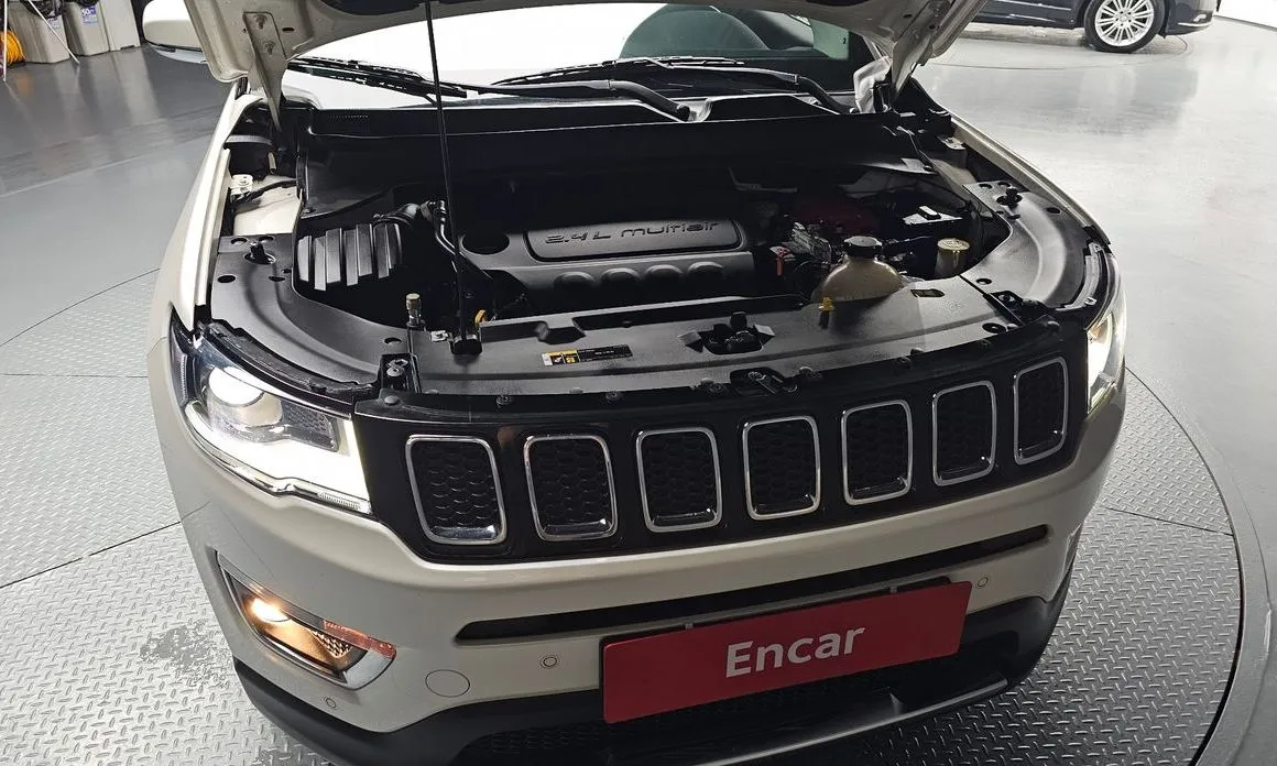 Jeep Compass 2021 из KR, фото 9