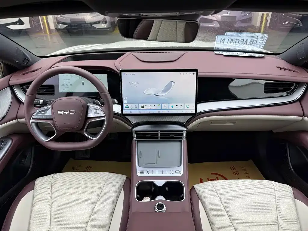 BYD Seal 07 DM-i — фото 8