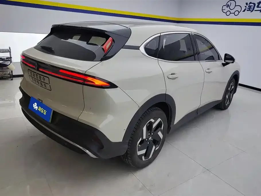 Baojun Yunhai 2024 из CN, фото 6