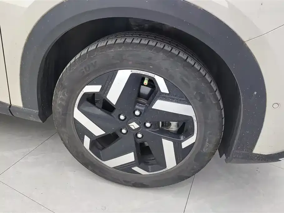 Baojun Yunhai 2024 из CN, фото 8
