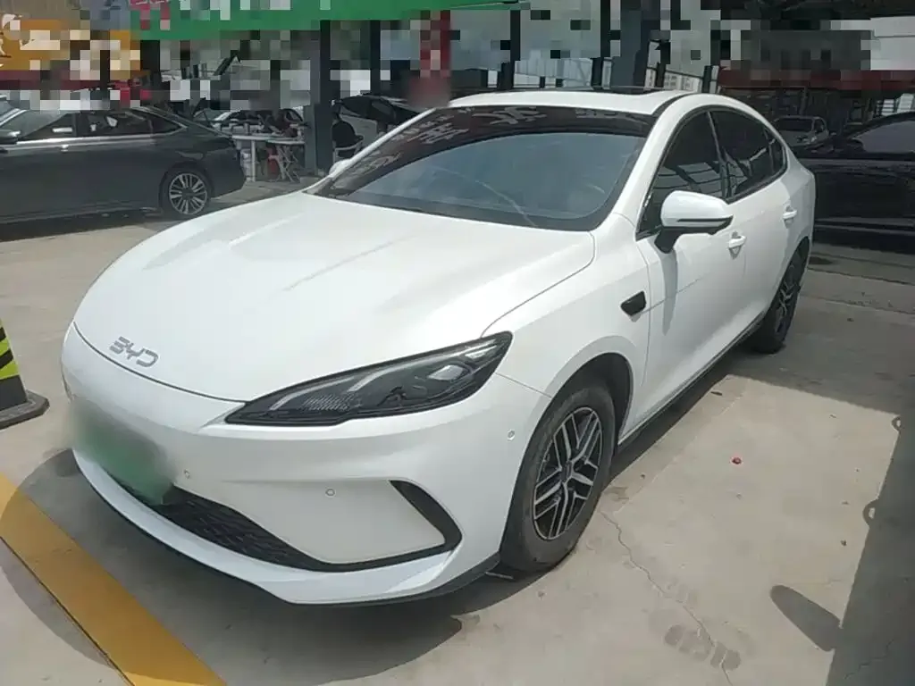 BYD Seal 05 DM-i — фото 4