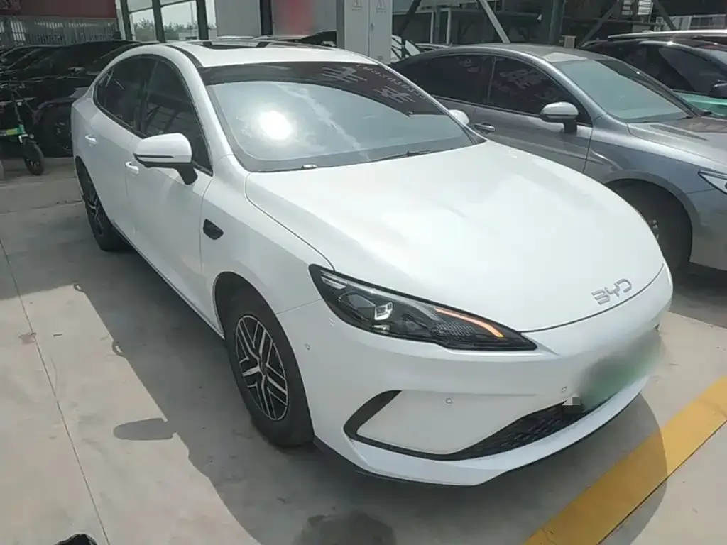 BYD Seal 05 DM-i — фото 2