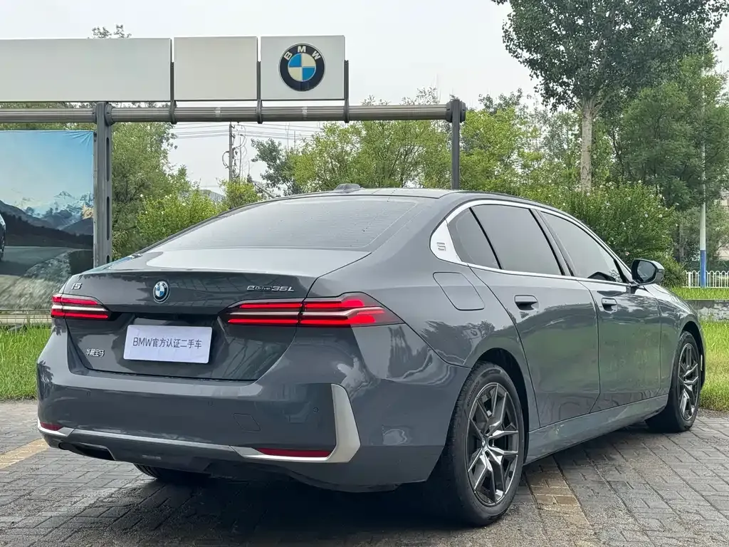 BMW i5 2024 из CN, фото 7
