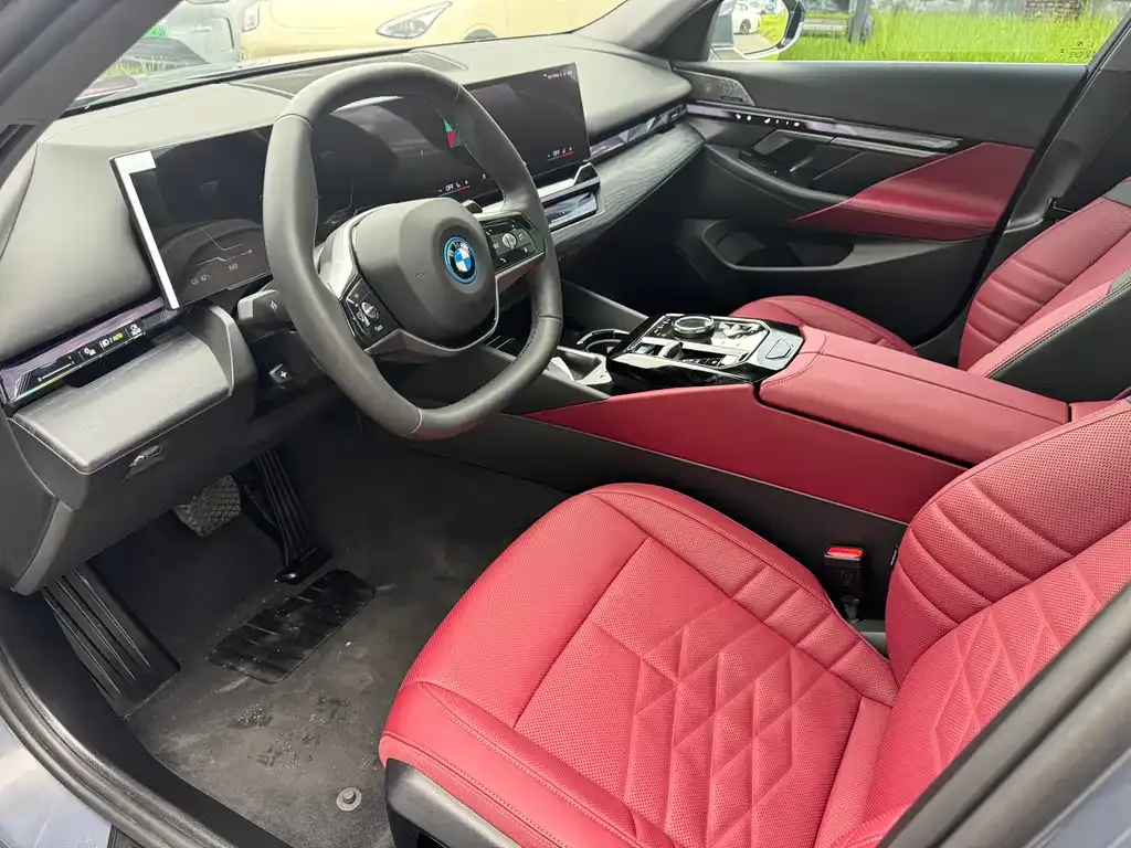 BMW i5 2024 из CN, фото 9